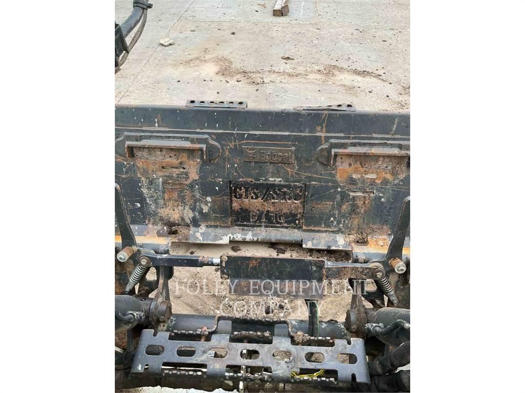 Bobcat T770 Lietoti riteņu kompaktiekrāvēji