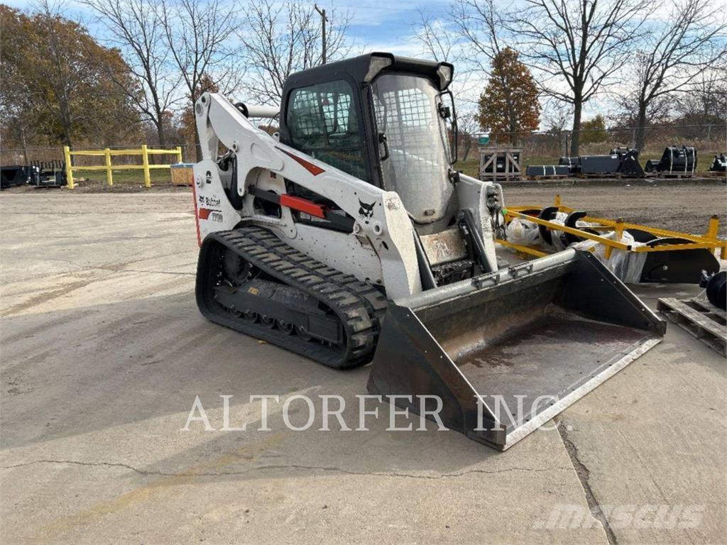 Bobcat T770 Lietoti riteņu kompaktiekrāvēji