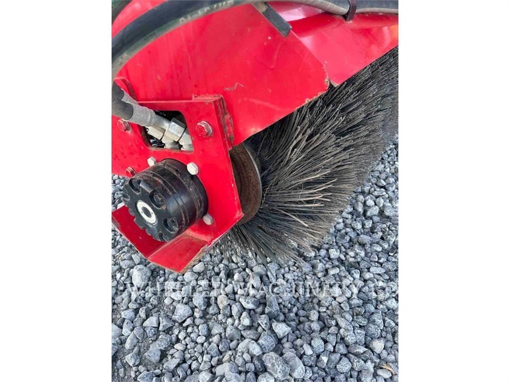 Broce BROOM 3 Ielu tīrīšanas mašīnas