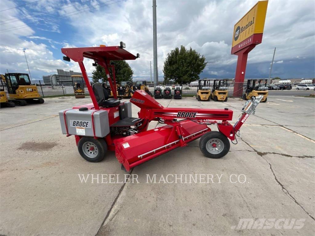 Broce BROOM 3 Ielu tīrīšanas mašīnas