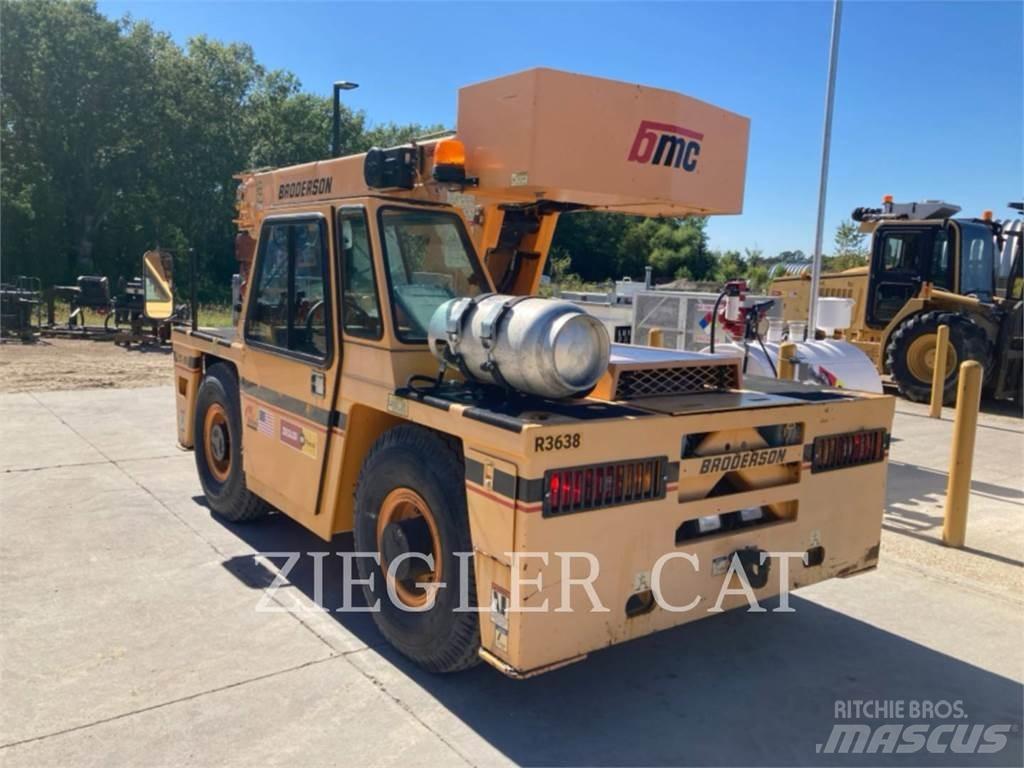Broderson CRANE IC803J Visurgājēji celtņi