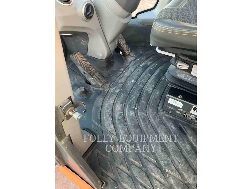 CASE 721GXR Iekrāvēji uz riteņiem