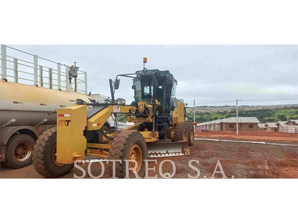 CAT 120 Greideri