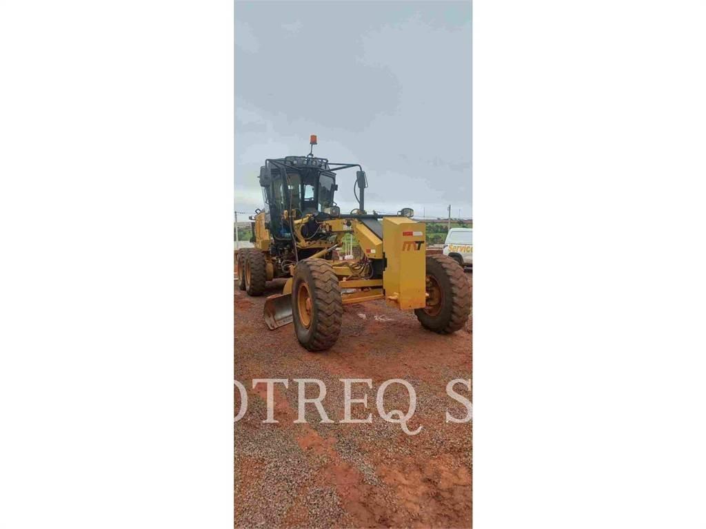 CAT 120 Greideri