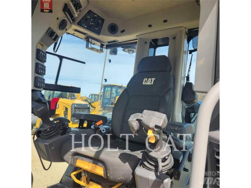 CAT 120 JOY Greideri