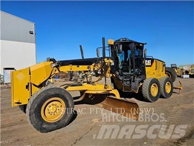 CAT 12M Greideri