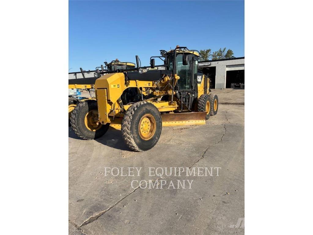 CAT 12M Greideri