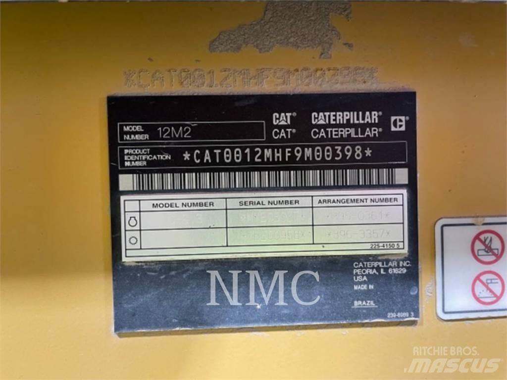 CAT 12M2 Greideri