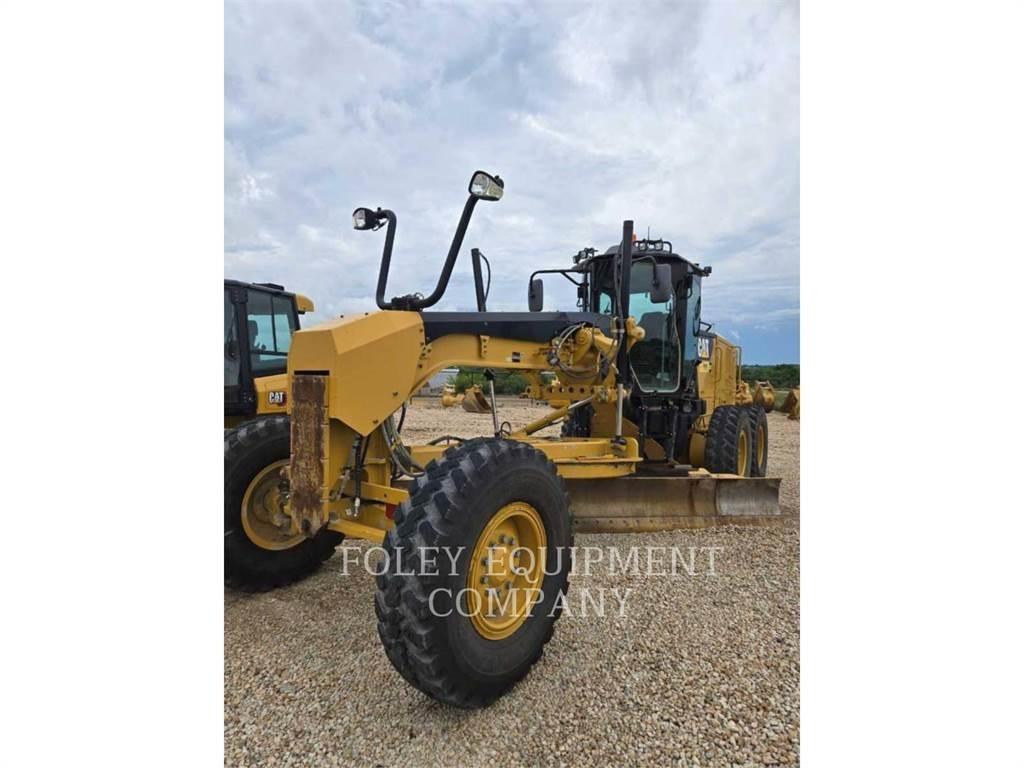 CAT 12M2 Greideri