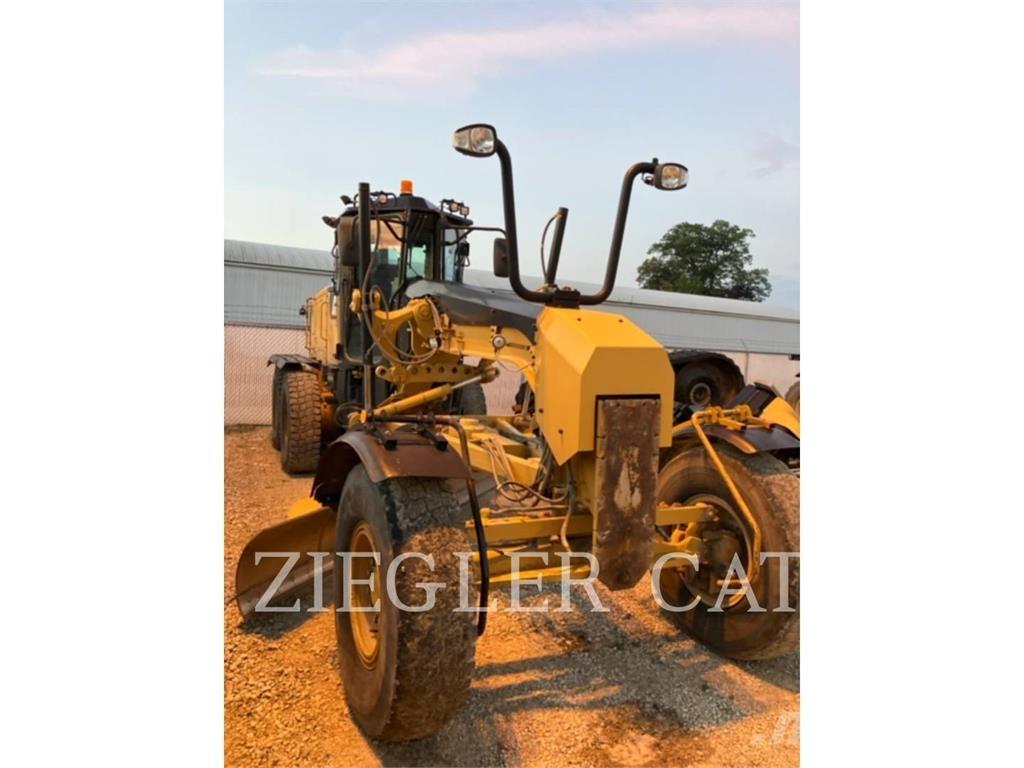 CAT 12M2 Greideri