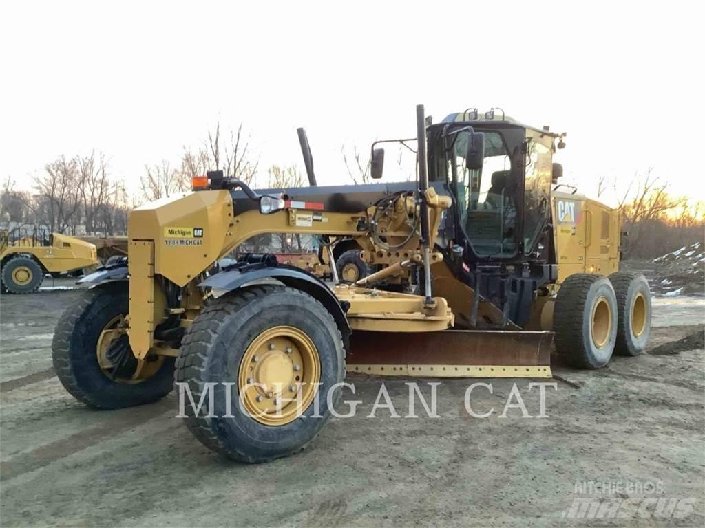 CAT 12M2 AWD Greideri