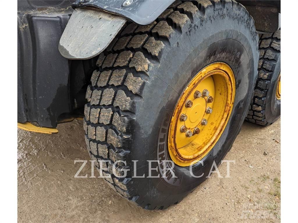 CAT 12M2AWD Greideri