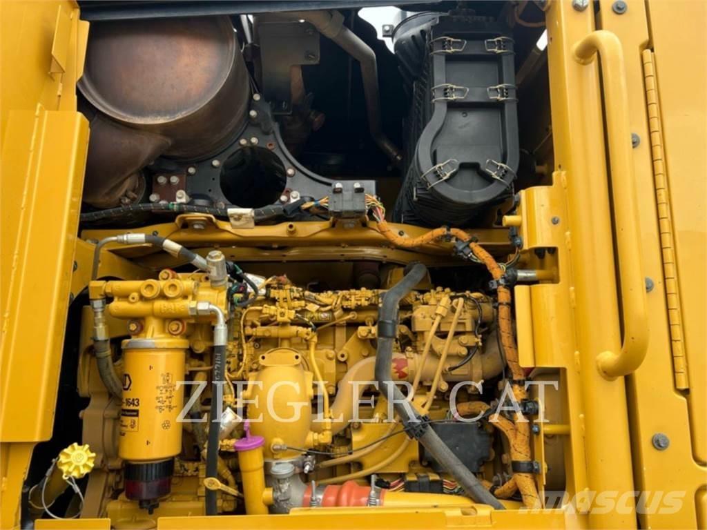CAT 12M2AWD Greideri