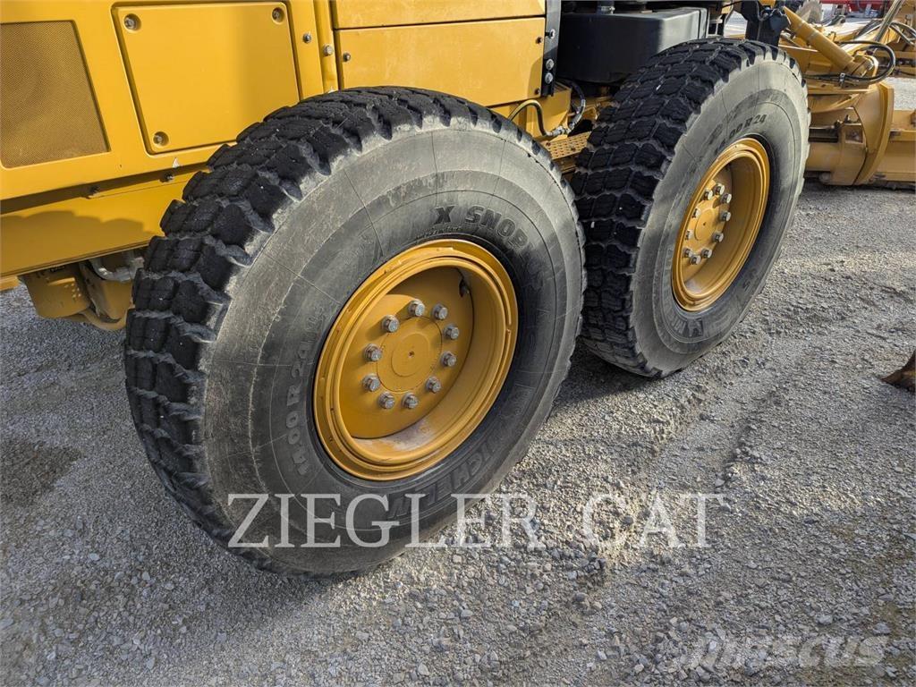CAT 12M3AWD Greideri