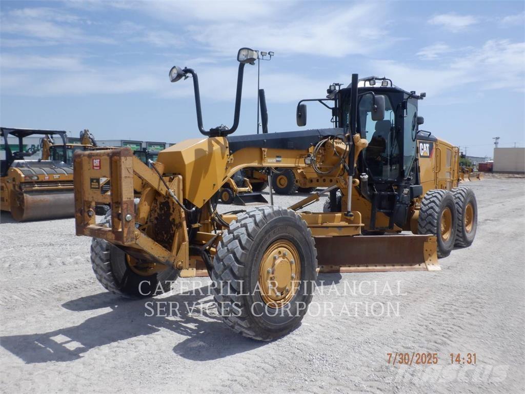 CAT 12M3AWD Greideri