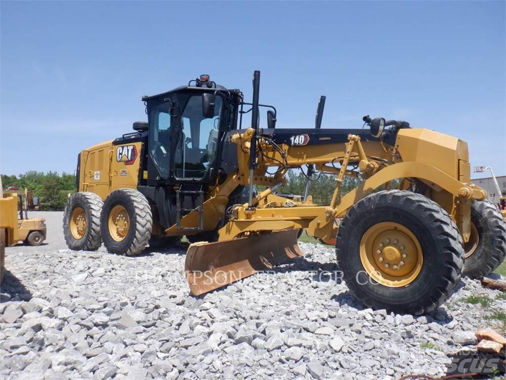 CAT 140 Greideri