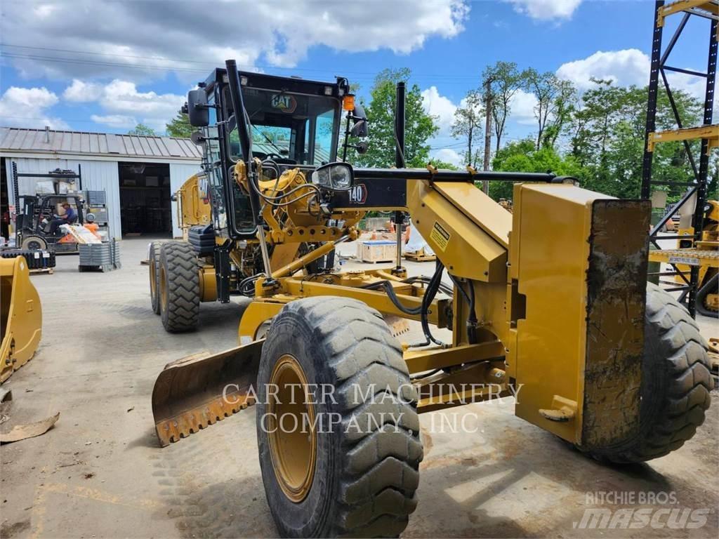 CAT 140 Greideri