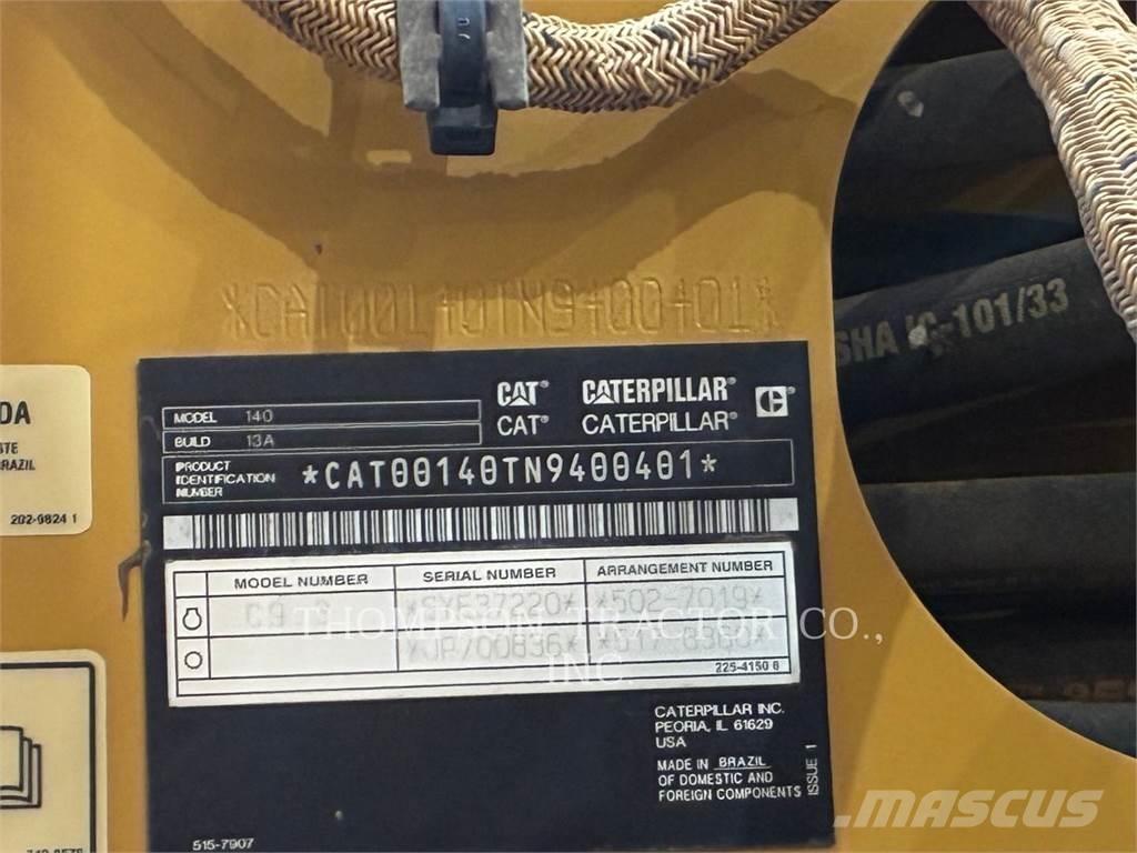 CAT 140 Greideri