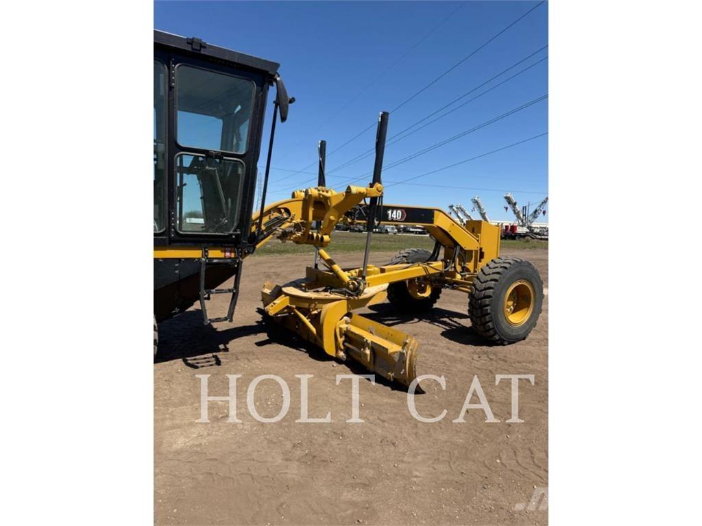CAT 140 Greideri