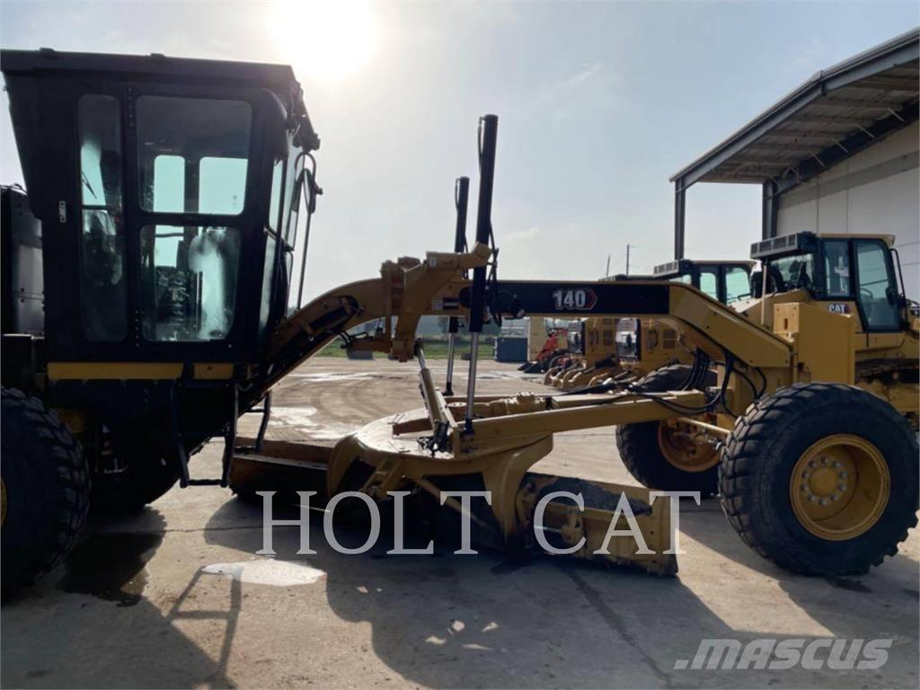 CAT 140 Greideri
