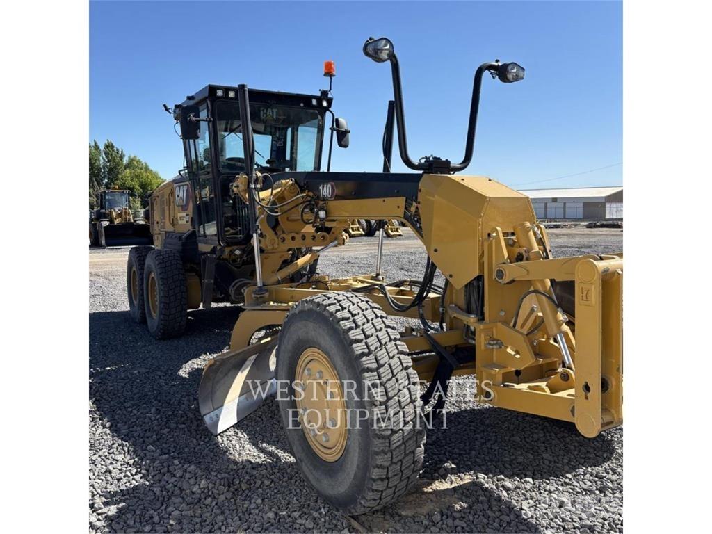 CAT 140 Greideri