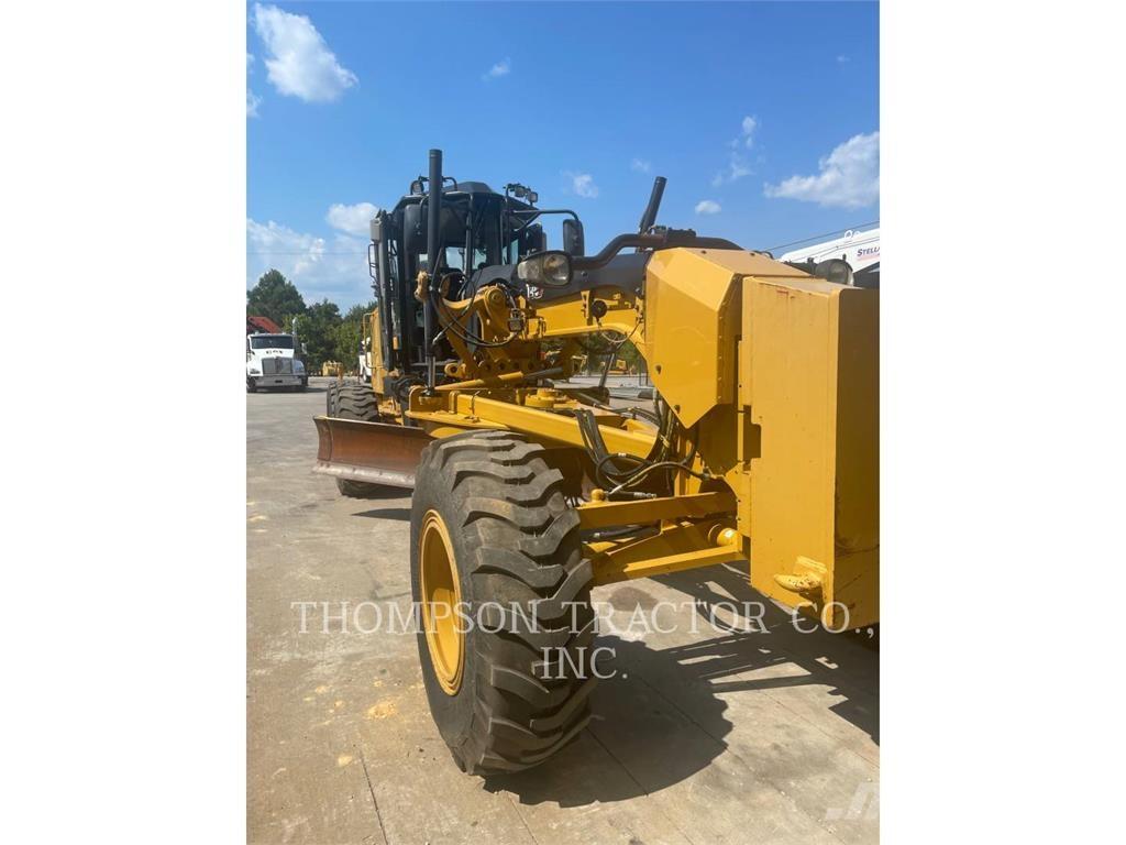 CAT 140 Greideri