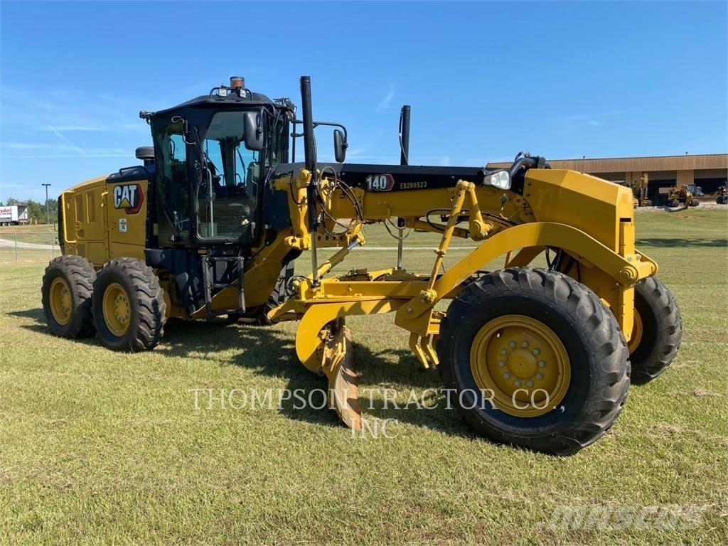 CAT 140 Greideri