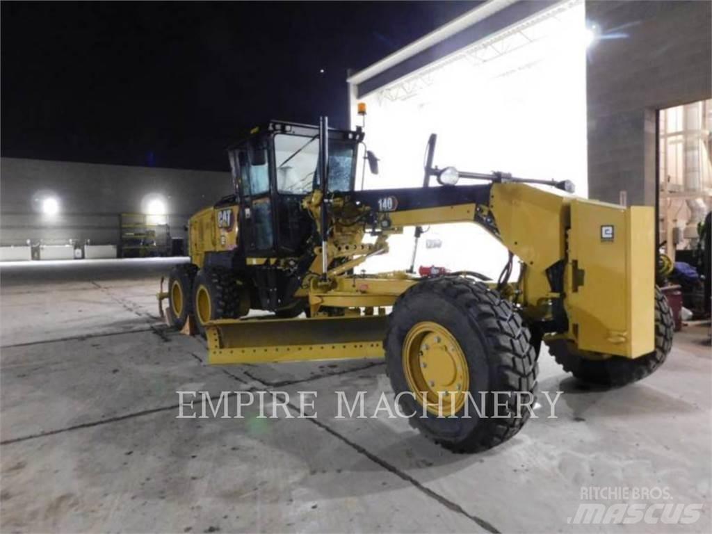 CAT 140-13 AWD Greideri