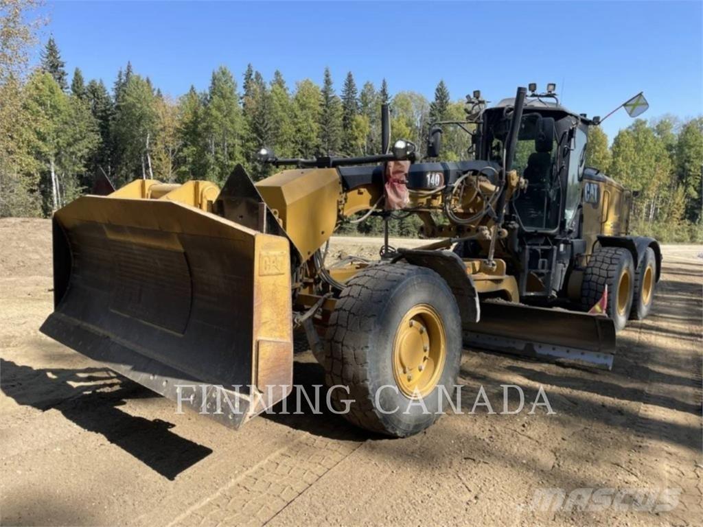 CAT 140-15 AWD Greideri