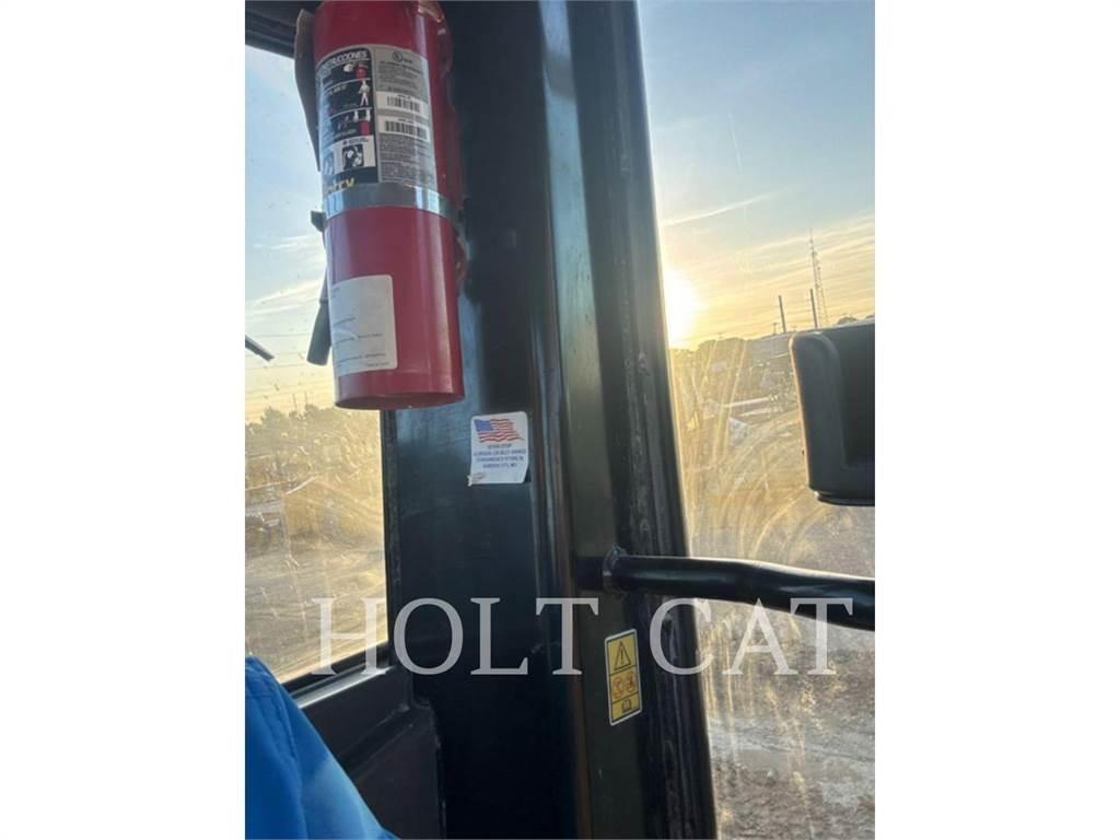 CAT 140 AWD Greideri