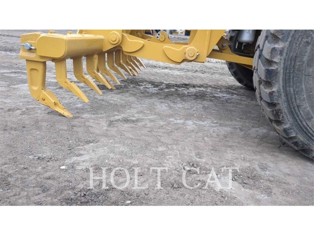 CAT 140 AWD Greideri