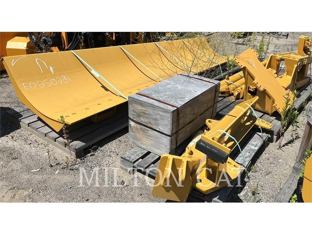 CAT 140 MASTLESS WING Sniega metēji