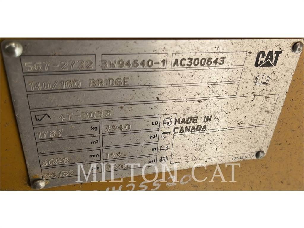 CAT 140 MASTLESS WING Sniega metēji