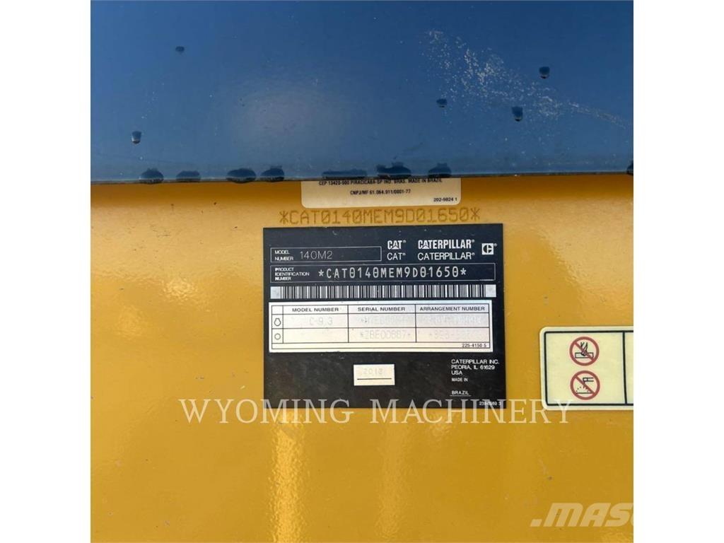 CAT 140M 2 Greideri