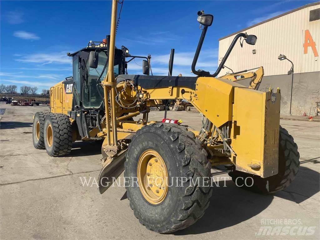 CAT 140M2 AWD Greideri