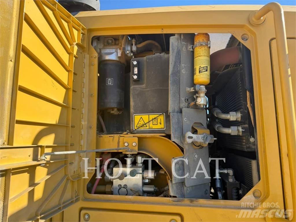 CAT 140M2 AWD Greideri