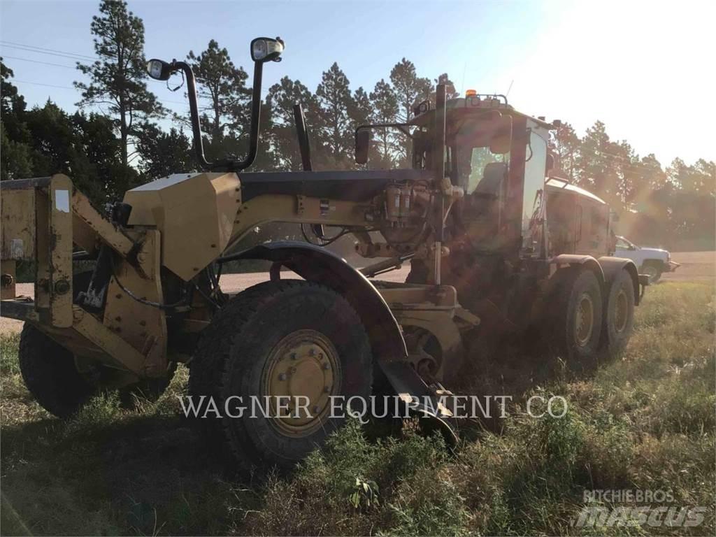 CAT 140M2 AWD Greideri