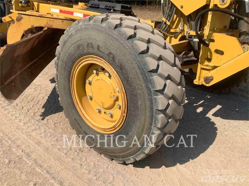CAT 140M3 AWD Greideri