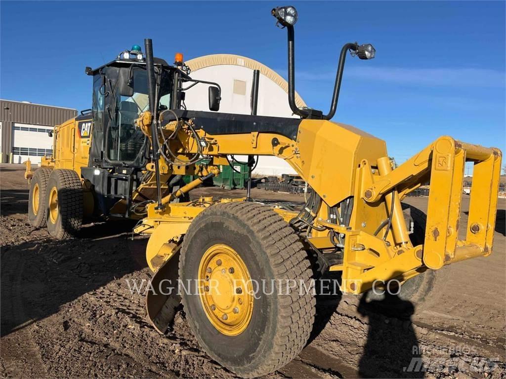 CAT 140M3 AWD Greideri