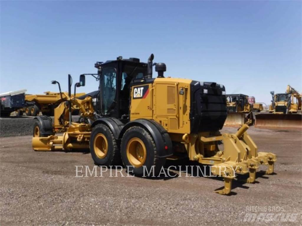 CAT 140M3 AWD Greideri