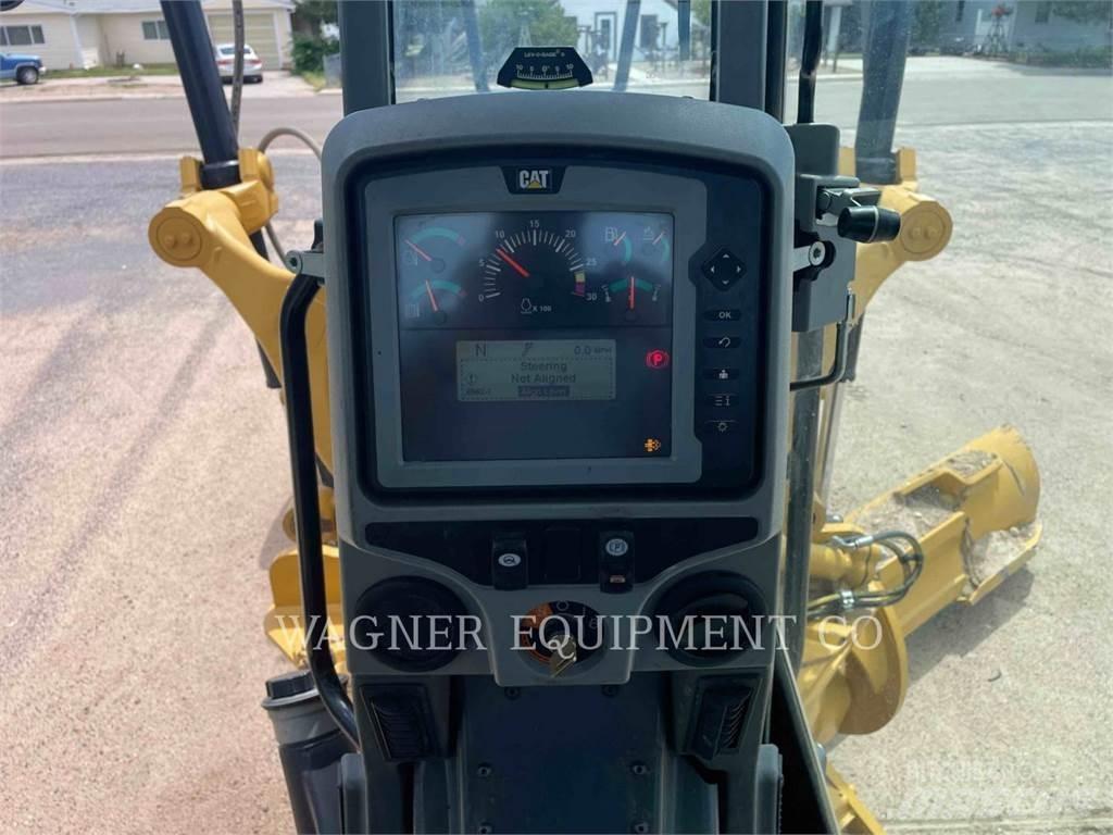 CAT 140M3 AWD Greideri
