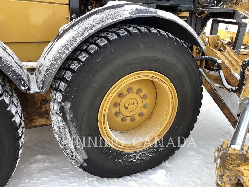CAT 140M3 AWD Greideri