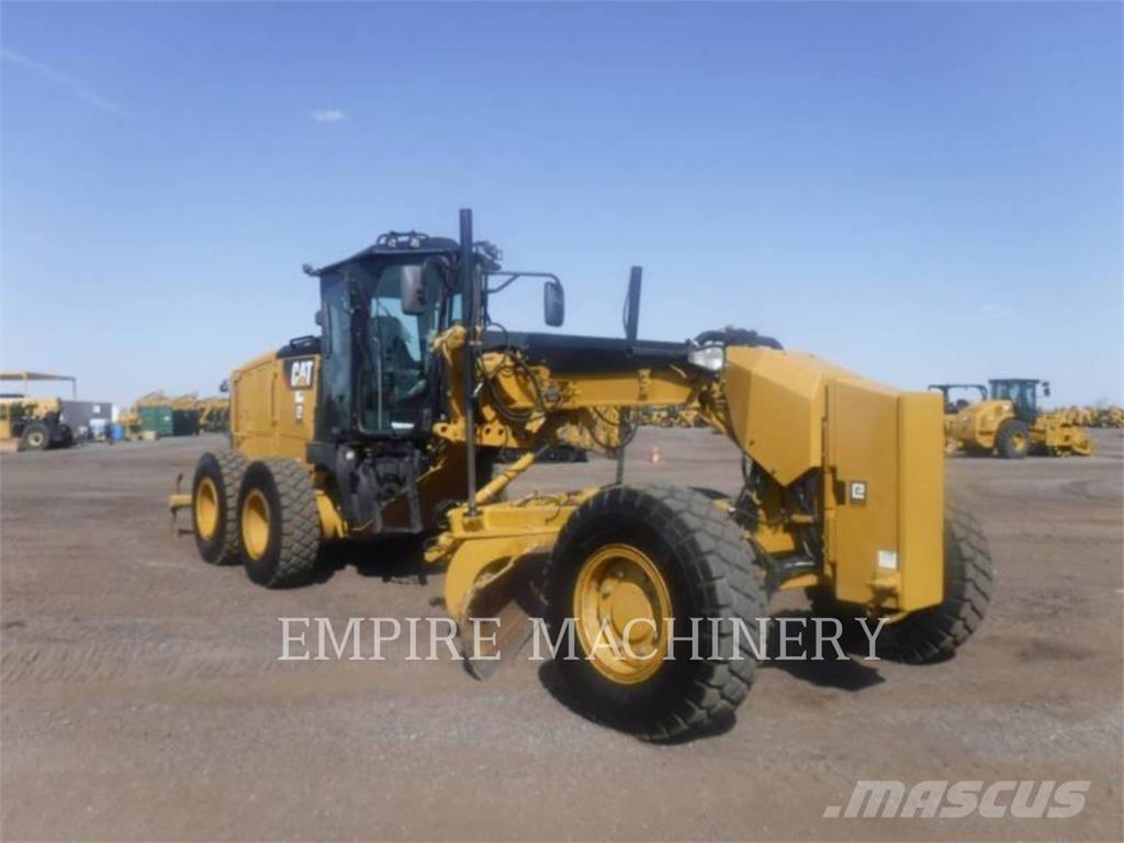 CAT 140M3 AWD Greideri