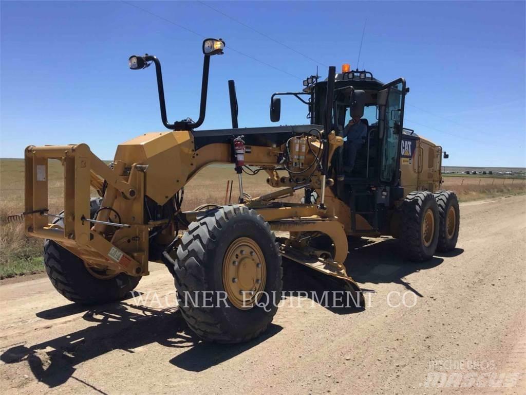 CAT 140M3 AWD Greideri