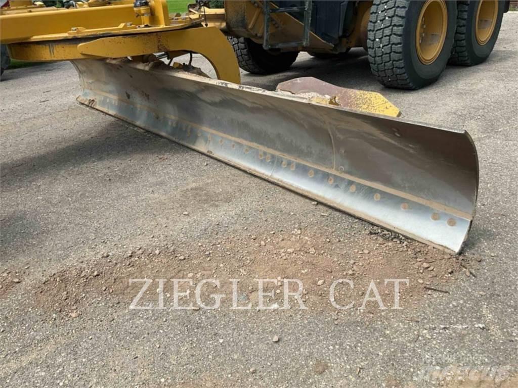 CAT 140M3AWD Greideri