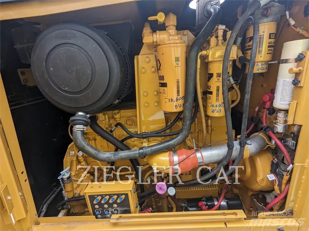 CAT 14M Greideri