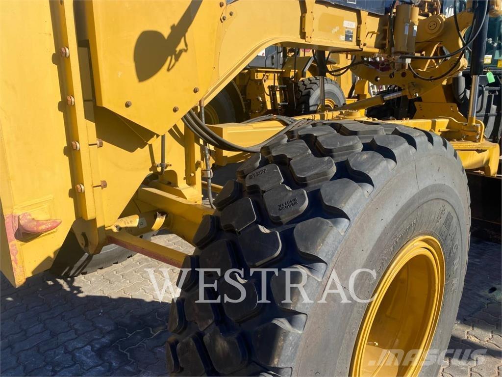 CAT 14M Greideri