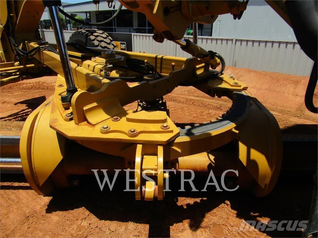 CAT 14M Greideri