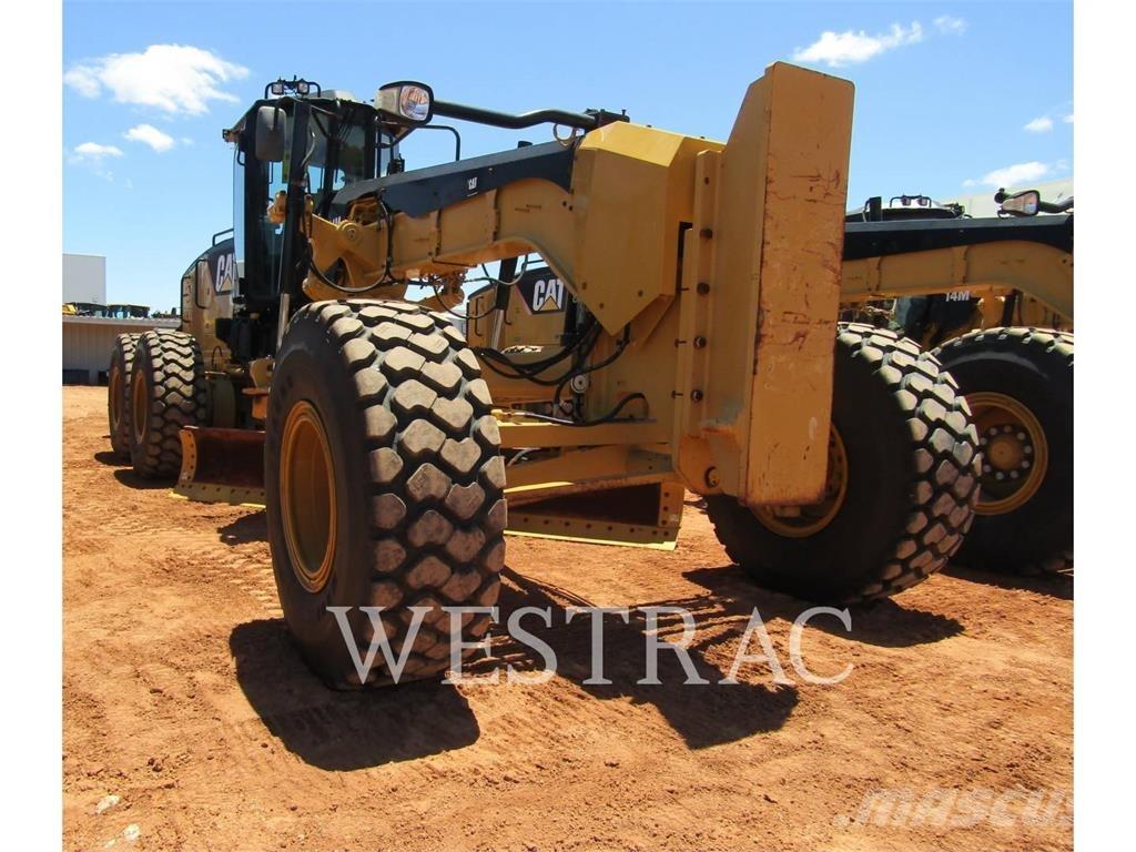CAT 14M Greideri