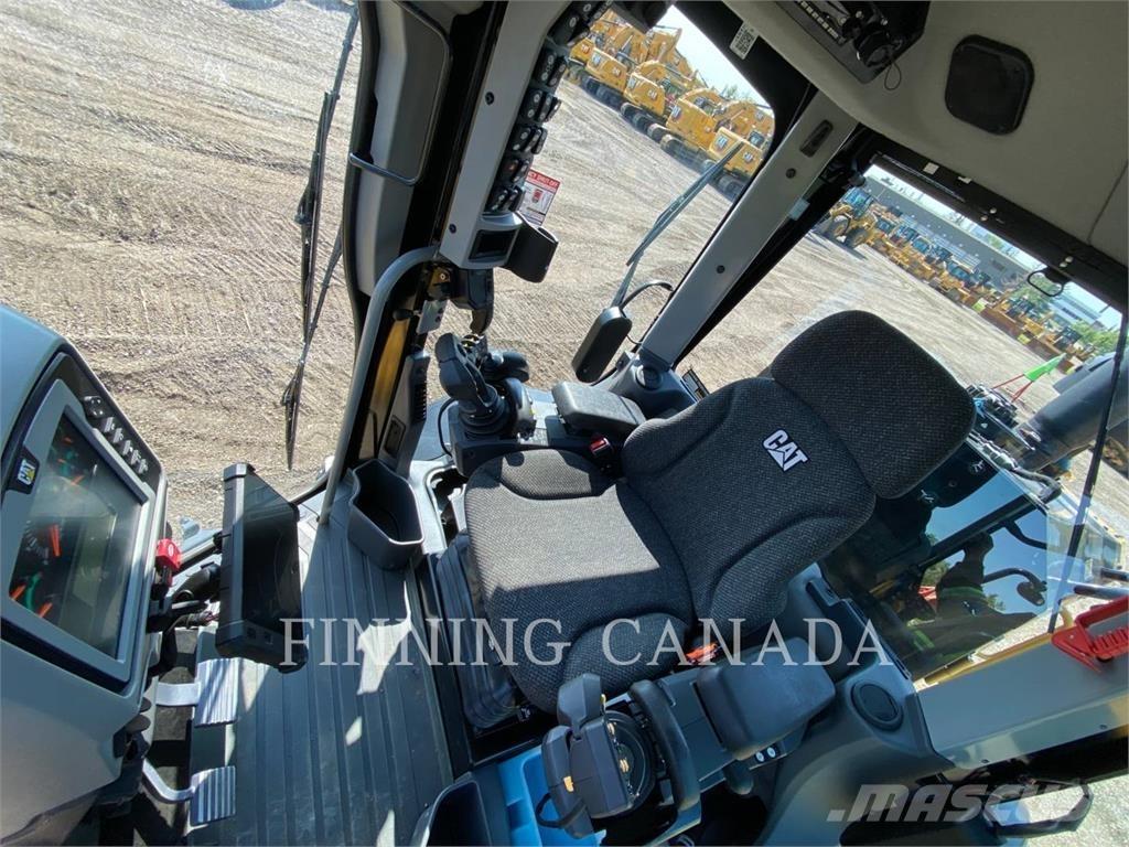 CAT 150 AWD Greideri